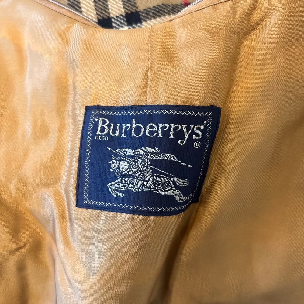 Vintage Burberry wool vest/coat liner in iconic Burberry check pattern - Picture 3 of 7